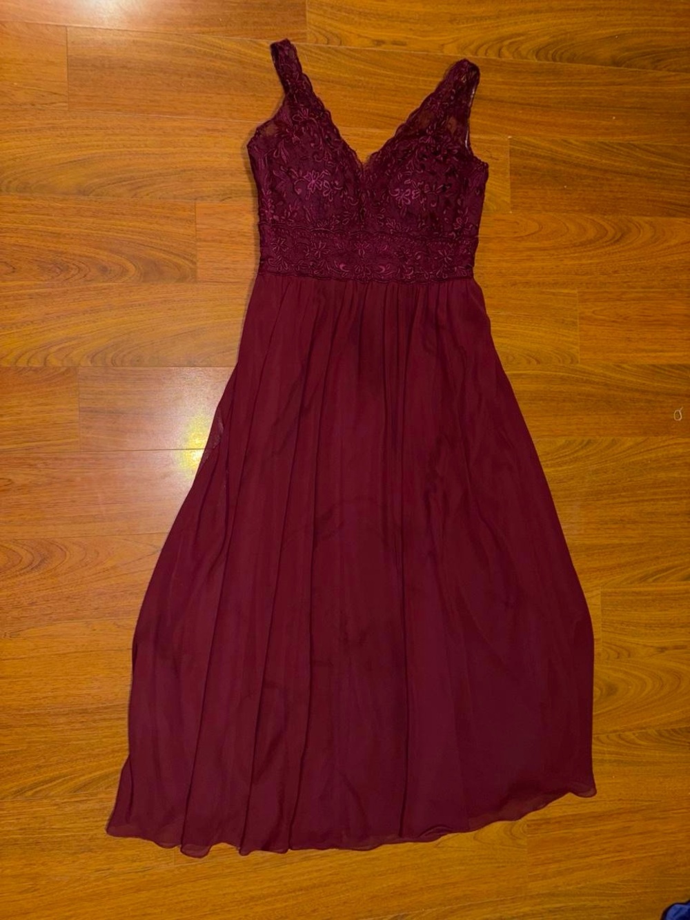 Burgundy lace dress with floral embroidery